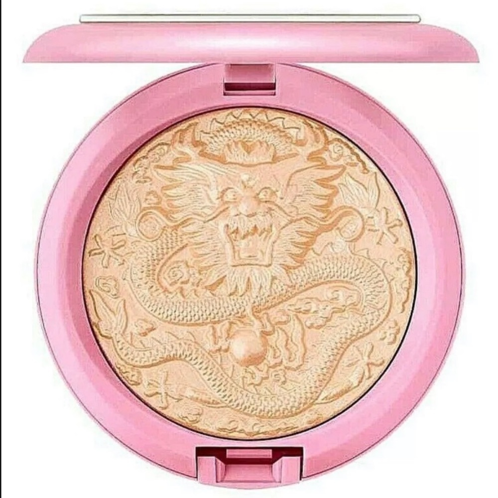 MAC Lunar New Year Dragon Skinfinish Highlighter